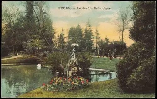 CPA Sedan Sedan Le Jardin Botanique. Statue 1912