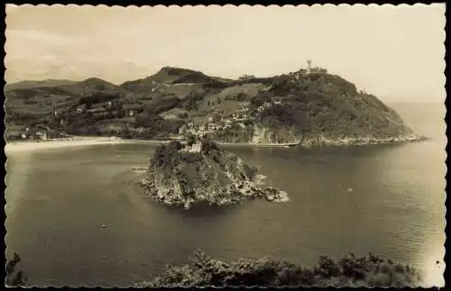 San Sebastian Donostia / Donosti Isla de Santa Clara y Monte Igueldo 1960