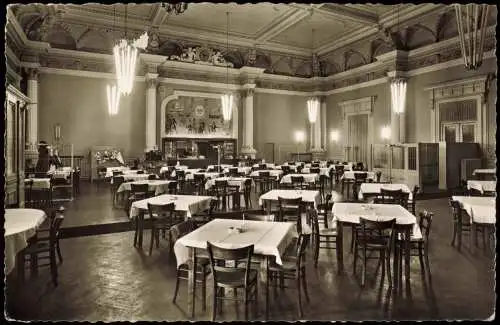 Ansichtskarte Hof (Saale) Hauptbahnhof Gaststätte Saal 1963