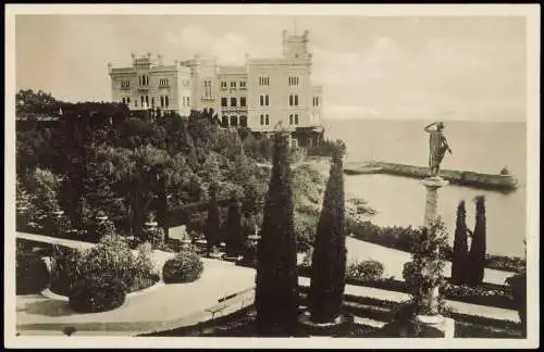 Cartoline Triest Trieste Schloss Miramar Castello di Miramare Parco 1920