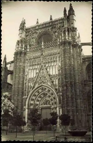 Postales Sevilla Puerta del patio de los Naranjos 1960