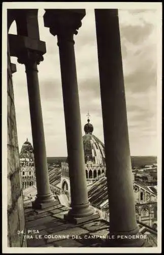 Pisa Der Schiefe Turm TRA LE COLONNE DEL CAMPANILE PENDENDE 1943