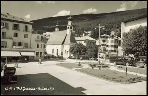 Gröden (Südtirol) Val Gardena Ortsansicht Val Gardena Ortisei, Auto, Bus 1950