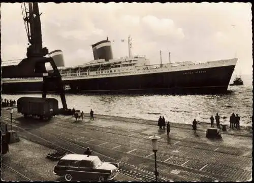 Ansichtskarte Bremerhaven Dampfer Schiff United States Columbuskaje 1967