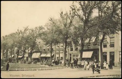 Postkaart Vlissingen Bellamypark Straßenpartie 1915  gel. Feldpost