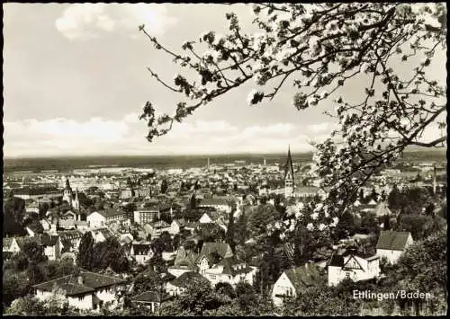 Ettlingen Frühlingshafter Blick auf die Stadt vom Rottberg aus 1970