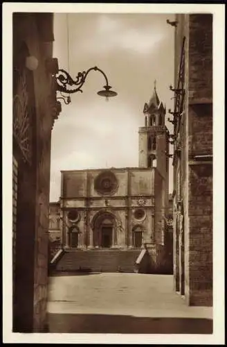 Todi Ortsansicht Piazza Vittorio Emanuele con la Cattedrale 1930