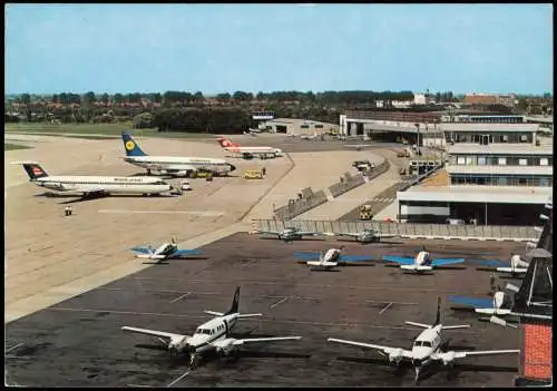 Ansichtskarte Bremen Flughafen Flugzeuge Lufthansa 1981