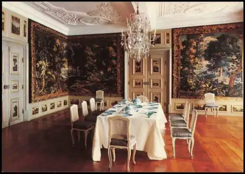 Weikersheim Schloß Weikersheim Speisezimmer mit Service Hanauer Fayence 1980