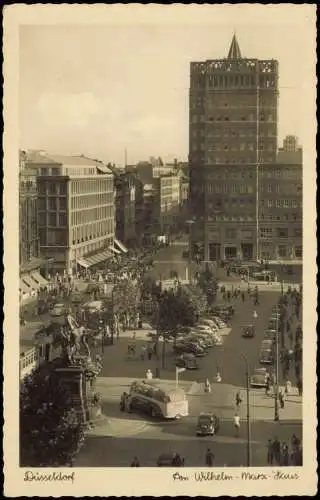 Ansichtskarte Düsseldorf Straßenpartie Verkehr am Wilhelm-Marx-Haus 1951