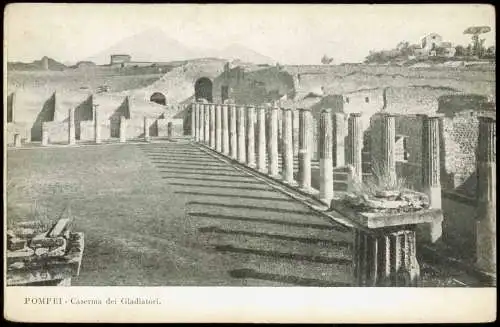 Cartoline Pompei Antike Ruinen, Caserma dei Gladiatori 1910