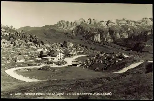 .Trentino-Südtirol RIFUGIO PASSO SELLA VERSO IL GRUPPO DI ODLE 1957