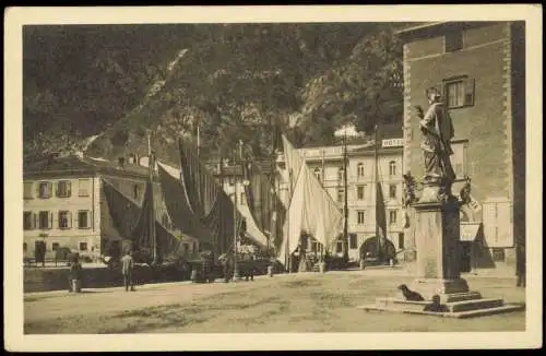 Cartoline Riva del Garda Hafen Partie mit Segelbooten, Il Porto 1930