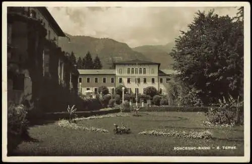 Cartoline Roncegno RONCEGNO-BAGNI R. TERME Gebäude-Ansicht 1930