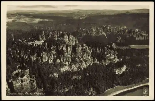 Ansichtskarte Rathen Luftbild: Bastei, Basteirestaurant 1934