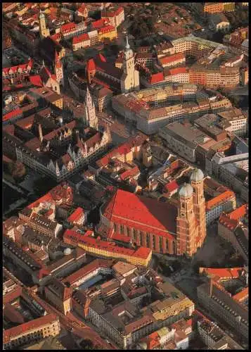 München Luftaufnahme City-Bereich, Dom Zu Unserer Lieben Frau und Altstadt 1975