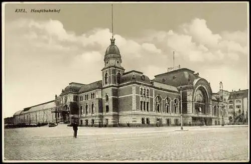 Ansichtskarte Kiel Partie am Hauptbahnhof 1925