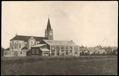 Foto Charmes Aisne Kirche und Halle 1918 Privatfoto