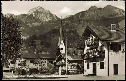 Ansichtskarte Bayrischzell Straßenpartie Rathaus und Wendelstein 1962