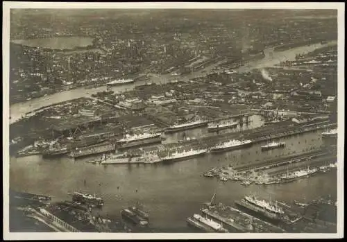 Ansichtskarte Hamburg Luftbild Hafen aus großer Höhe 1940