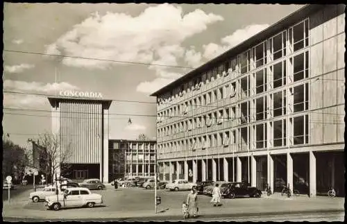 Ansichtskarte Köln Börse und Concordia Versicherung Autos Fotokarte 1965