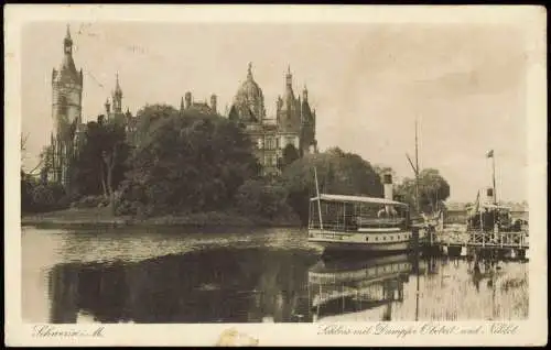 Ansichtskarte Schwerin Schloss mit Dampfer Obotrit und Niklot 1940