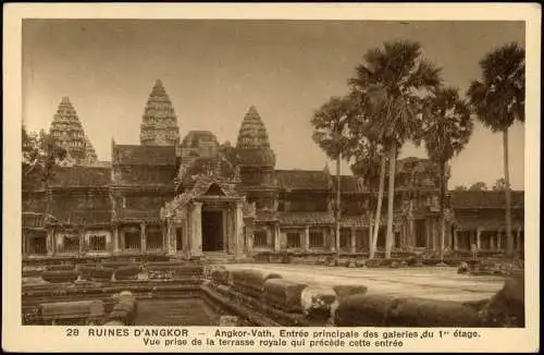 Siem Reap Angkor Wat Khmer អង្គរវត្ Entree principale des Galeries 1928