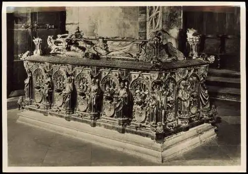 Altstadt-Magdeburg Grabmal des Erzbischofs Ernst von Sachsen Dom 1932