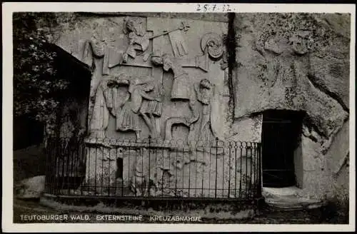 Holzhausen-Externsteine-Horn-Bad Meinberg Relief - Kreuzabnahme 1932