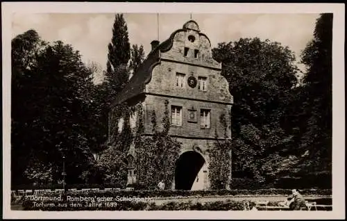 Ansichtskarte Brünninghausen-Dortmund Rombergscher Schloßpark Torturm 1930