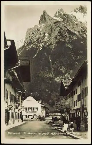 Ansichtskarte Mittenwald Straßenpartie gegen Karwendel 1930