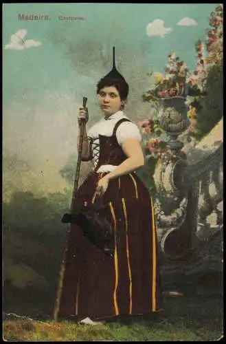 Postcard Funchal Madeira Costumes Typen & Trachten Frau in Tracht 1910