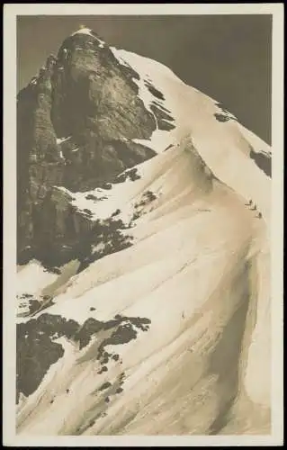 Grindelwald 1594 Wetterhorngipfel 3707 m vom Sattel aus - Fotokarte 1930