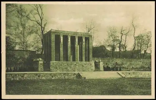 Ansichtskarte Salzwedel Ehrenhalle im Burggarten 1925