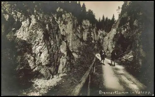 Ansichtskarte Rottach-Egern Brennerklamm Valepp Wanderer 1911