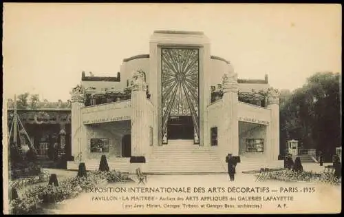 CPA Paris EXPO DES ARTS DÉCORATIFS Pavillon La Maitrise 1925