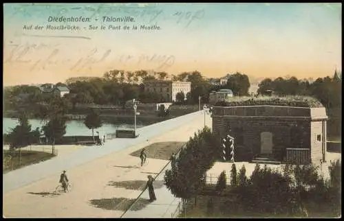 CPA Diedenhofen Thionville Auf der Moselbrücke 1908