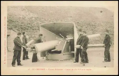 CPA Le Creusot Usines Schneider Canon Soldaten Militär France 1913