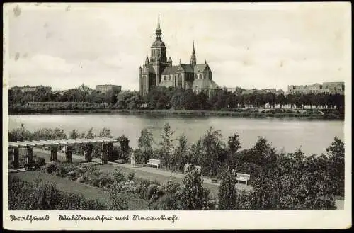 Lot 5 Ansichtskarten Stralsund St. Marien, Knieperteich 1936/1960