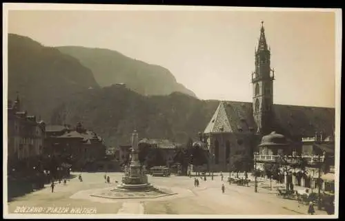 Cartolina Bozen Bolzano Waltherplatz (Piazza Vittorio Emanuele) 1920