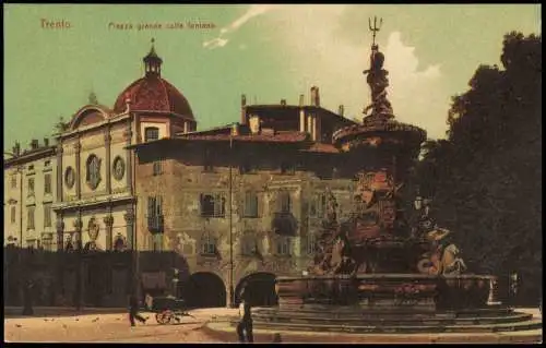 Cartolina Trient Trento Plazza grande colla fontana. 1909