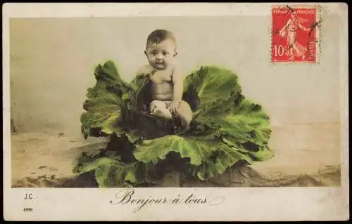 Ansichtskarte  Bonjour à tous Baby im Kohl Fotokunst Geburt Kind 1912