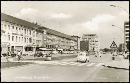 Ansichtskarte Wolfsburg Porschestraße VW Käfer 1966