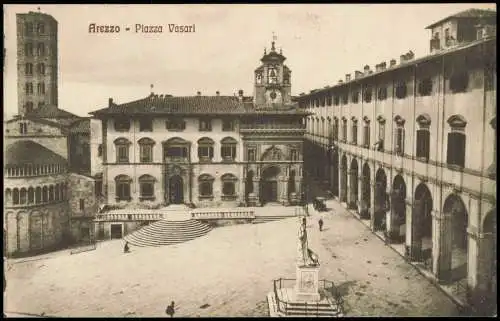 Cartolina Arezzo (Toskana Toscana) Piazza Vasari 1922