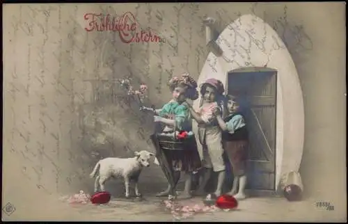 Ansichtskarte  Ostern Easter Kinder vor Osterei-Haus mit Lamm Fotokunst 1912