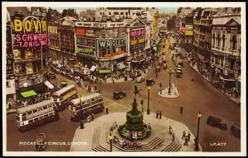 Postcard London Piccadilly Circus, Verkehr Bus Geschäfte 1950