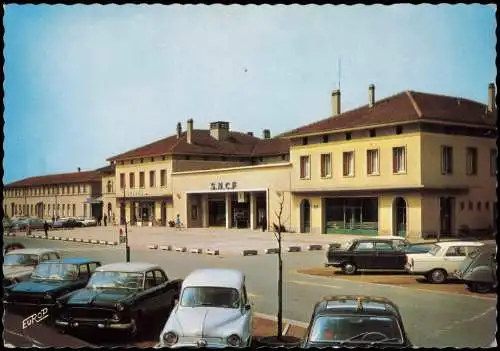 CPA Forbach La Gare (Bahnhof) diverse Auto Modelle 1968