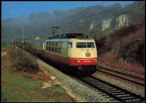 DB Schnellzuglokomotive IC Prinzregent im Altmühltal bei Dollnstein 1980