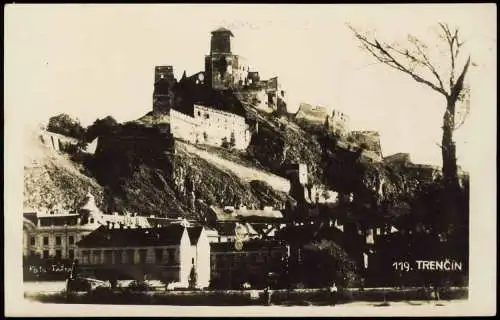 Trentschin Trenčín | Trencsén | Laugaricio Stadtpartie und Burg 1926