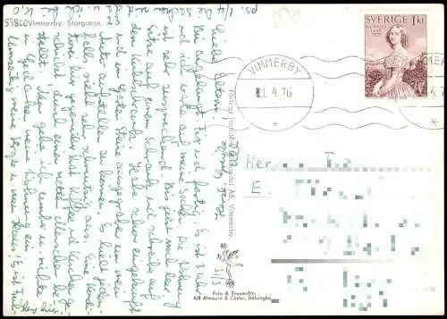 Postcard VIMMERBY Storgatan, Strassen-Ansicht, Autos u.a. VW Käfer 1976
